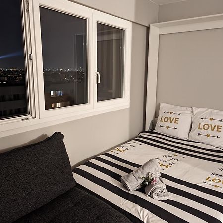 Charming Studio With Eiffel View Παρίσι Εξωτερικό φωτογραφία